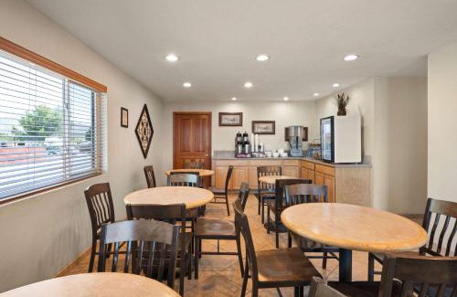Susanville Hotel | Super 8 by Wyndham Susanville