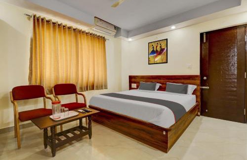 Rajajinagar Hotel | Super Collection O Hemadri Residency