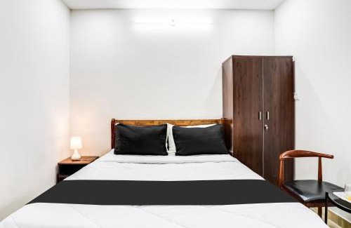 Sahakar Nagar Hotel | Super Hotel O HMR Inn