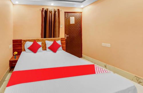 Kalasipalya Hotel | Super Hotel O White Fort Near Lalbagh Botanical Garden