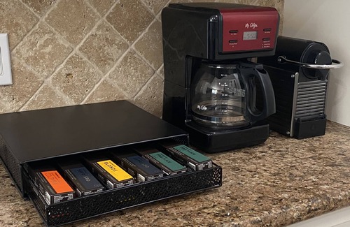 South Central Houston House | Super location, luxury rental