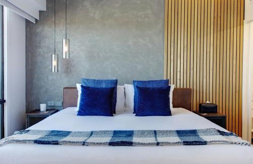 Takapuna Apartment | Super Plush Takapuna 1BR Apt Free CarPark