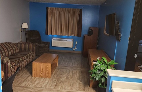 Crete Hotel | Super Star Inn & Suite Lincoln Crete