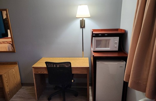 Crete Hotel | Super Star Inn & Suite Lincoln Crete