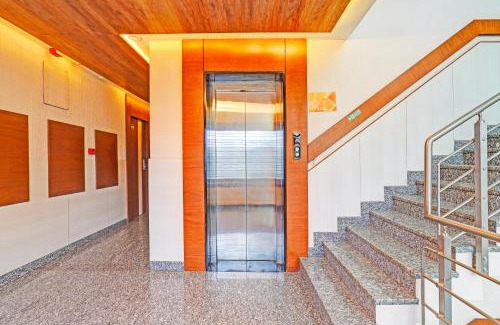 Domlur Hotel | Super Townhouse Indiranagar