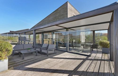 Ouddorp Villa | Super VIP Waterfront Villa - 4p - Waterzicht & Windbeschut Terras - Villa 42