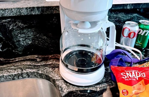 Grimes House | Superb 3-bedroom house with AC in charming Grimes