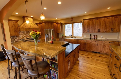 North Gros Ventre House | Superb 5 BDRM. Luxury Home, New Hot Tub, Awesome Views 4 Acres, Gourmet Kitchen