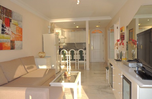 Los Gigantes Apartment | SUPERB APARTMENT WITH SPECTACULAR CLIFF SUN TERRACE AND SEA VIEWS boasting. 1