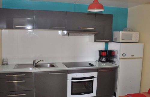 Dampierre Apartment | Superb apartment with garden and private pool, close to the sea