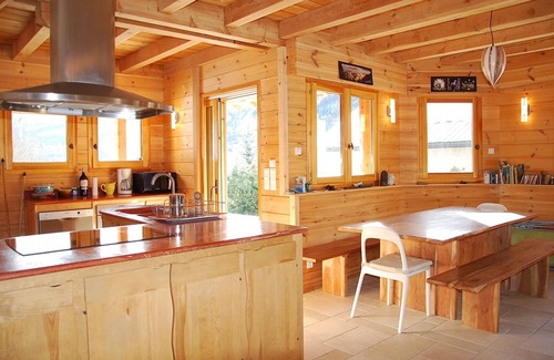 Vallouise-Pelvoux Ski Chalet | Superb chalet with 4 bedrooms, spacious living area with wood burning stove