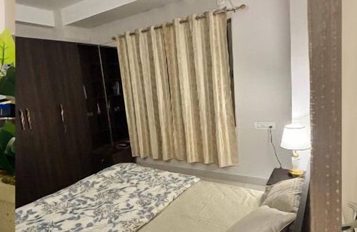 Siliguri Apartment | Superb cosy apartment with WiFi in Siliguri. Fur buddies are welcome.