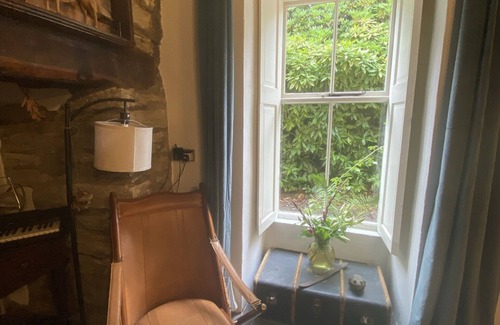 Dre-fach Felindre House | Superb country house with extensive grounds. Sleeps 13 +