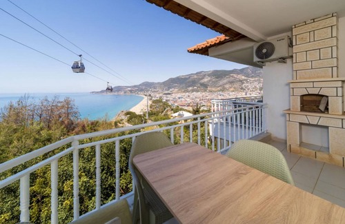 Alanya Apartment | Superb Flat with Nature View and Balcony in Alanya