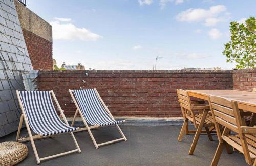 Kensington Apartment | Superb penthouse with 2 bathrooms and roof terrace