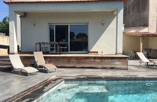 Le Mourillon House | SUPERB QUIET VILLA with private heated pool 2 km from the sea !