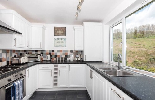 Looe Apartment | superb sea view 1 bedroom luxury apartment sleeps 2