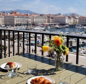 Hotel-de-Ville Apartment | Superbe Appartement, vue Notre Dame de la Garde, Vieux port