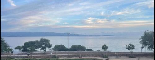 Ajaccio Apartment | Superbe Pieds dans l eau ajaccio face à la mer plage de sable fin route des îles des sanguinaires