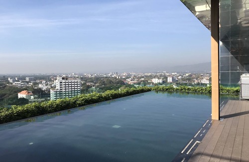 Chang Khlan Apartment | Superior Apartment centrally located in Chiang Mai