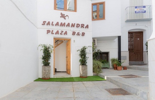 Competa Hotel | Superior double room with two balconies, air conditioning and free Wi-Fi.