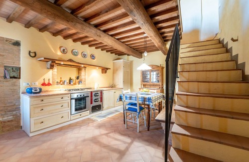 Castelnuovo di Val di Cecina Apartment | Superior apt for four people, ideal for families with outdoor terrace