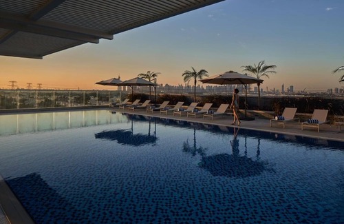 Jumeirah Village Triangle Apartment | Superior Room In Jvt Near Table Tennis Academy