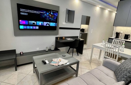 Thessaloniki City Centre Apartment | Superior Suite Zotos Luxury Studios & Apartments