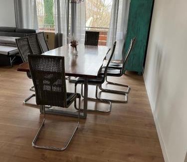 Dorfleins Apartment | Superschöne 4-Zimmerwohnung