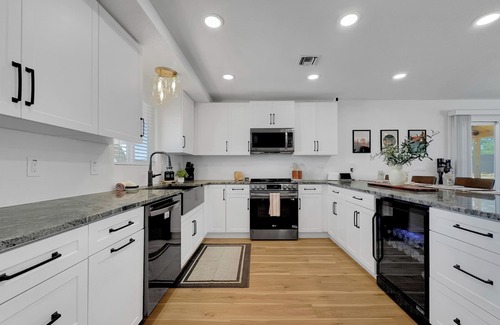 Apache Junction House | Superstition Mountains at Your Doorstep! Remodeled Bungalow!