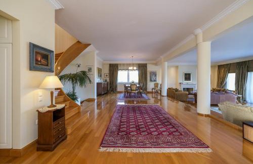 Kropia Villa | Supreme and Classy Pool Residence