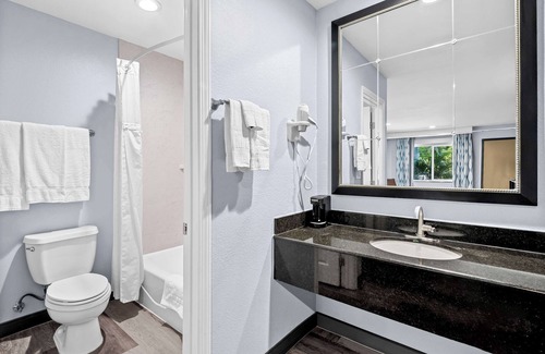 Buena Park Hotel | SureStay Hotel by Best Western Buena Park Anaheim
