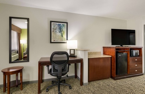 Deer Park Hotel | SureStay Hotel by Best Western Deer Park