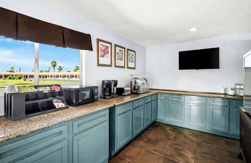 Blythe Hotel | SureStay Hotel by Best Western Blythe