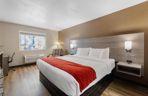 Kearney Hotel | SureStay Plus Hotel by Best Western Kearney