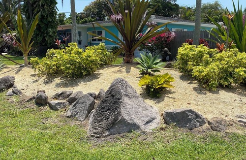 Sea Park Homes House | Surf’s Up! Charming beachside house in fabulous Satellite Beach