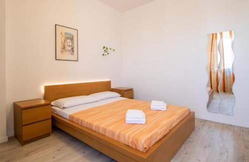 Venezia Nuova Apartment | Surf Sound B Flat by Pleiades Home