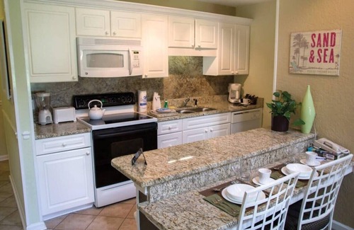 Surfside Beach Condo | Surfside Beach Getaway: Studio at Grand Palms