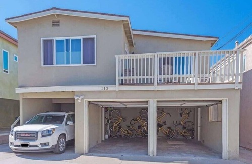 West Newport House | SurfView1Min2BeachDisney25Min BikesPark2CarsWasher