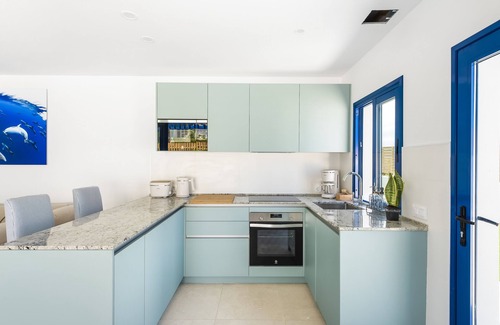 Puerto de la Cruz Villa | Sustainable Villa Marina, private heated pool, ultra fast wifi, AirCon, Heating