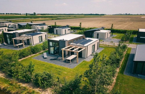 Herkingen House | Sustainably built, 2 bathroom bungalow, in 2 nature reserves