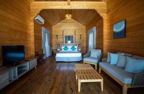 Pulau Mantanani Besar Hotel | Sutera @ Mantanani Island Resort & Spa