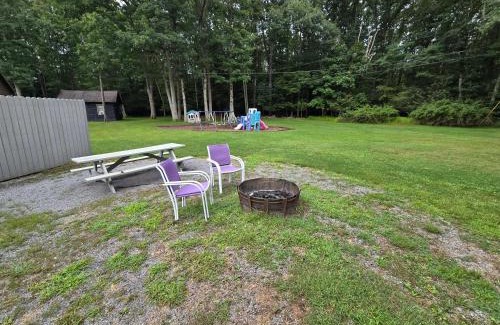 Oakland House | Swallow Falls Cabin 4