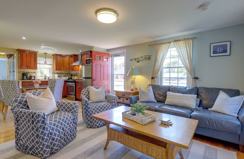 West Dennis Cottage | Swan River Views, BBQ Ready: West Dennis Home