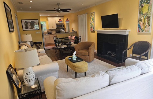 Palm Beach - West Palm Beach House | Swank Cottage, walk to restaurants!