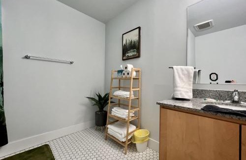 Otterbien Home Apartment | Swanky loft at Historic Peters Cartridge Factory