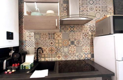 Saint-Fargeau Apartment | Sweet Apartment Paris Gambetta