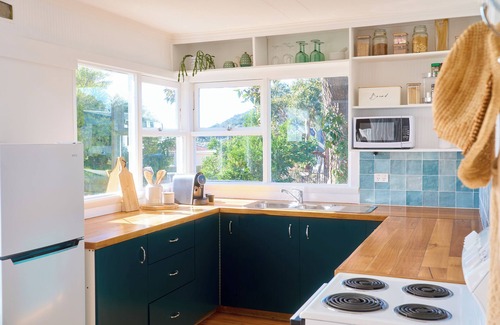 Bicheno Apartment | Sweet Az - Freycinet Holiday Houses