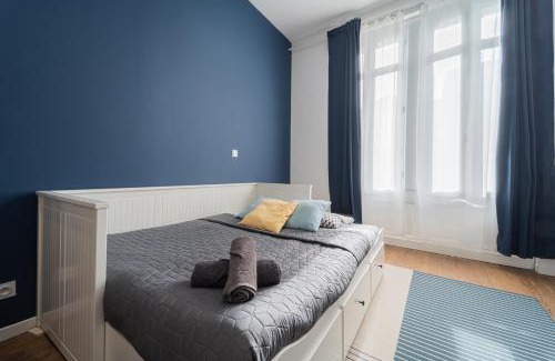 Libourne Apartment | Sweet Blue T1 Gare Libourne
