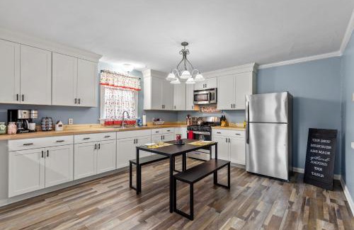 Warrenton House | Sweet Cherry Escape | JZ Vacation Rentals